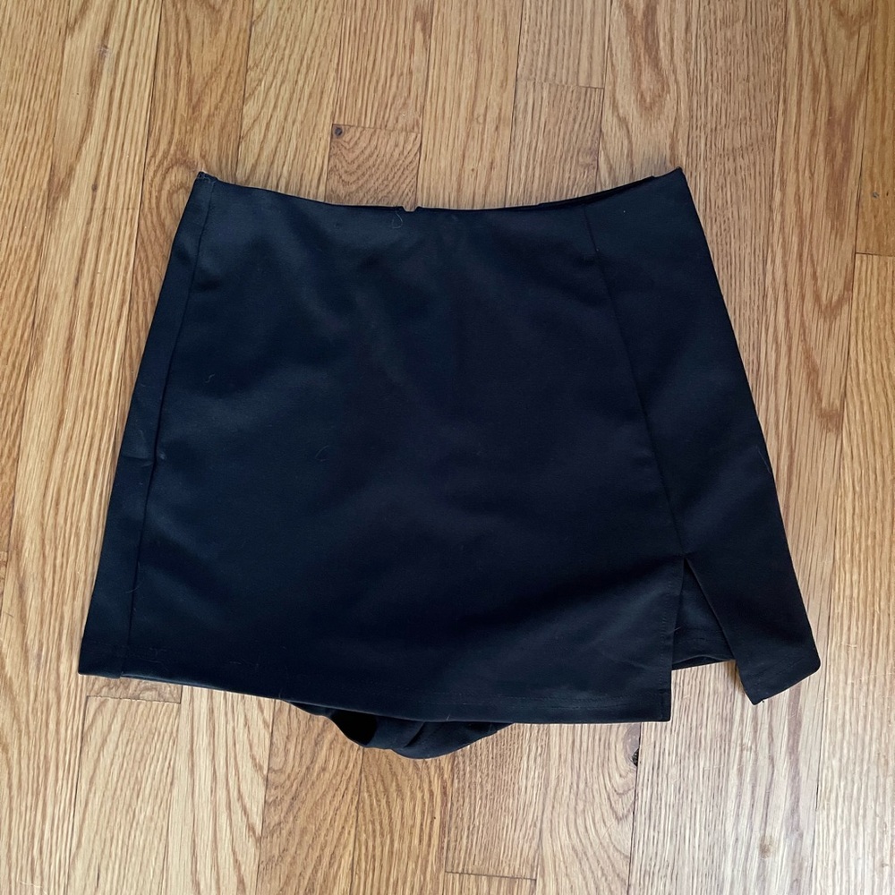 SHEIN black envelope shorts